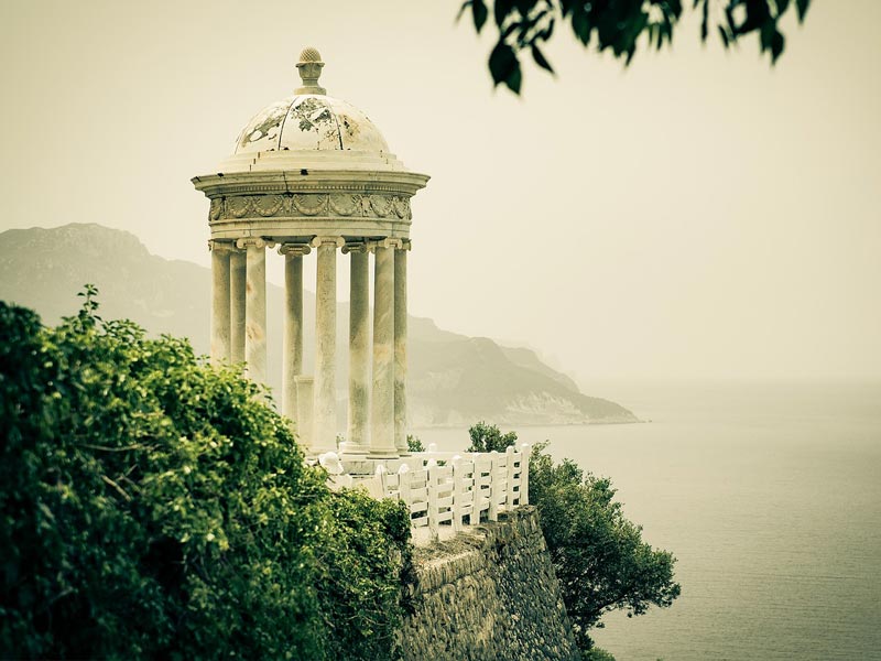 The Travel Directors